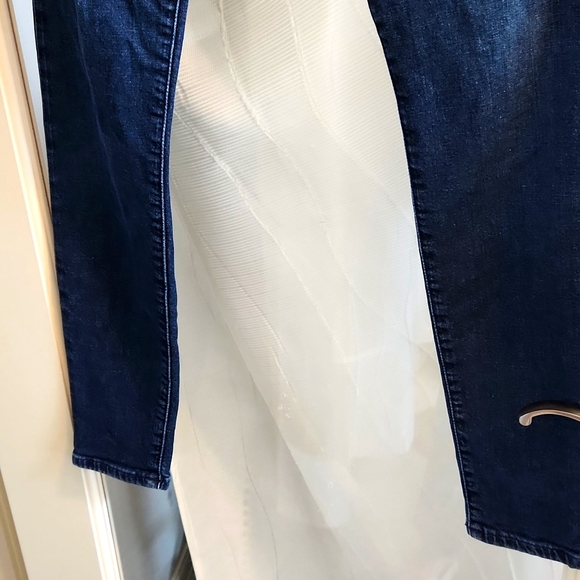 Gap 1969 Blue Legging Jean - Picture 3 of 7